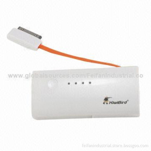 2,500mAh Power Pack for iPhone 4/4S and Micro USB Phone
